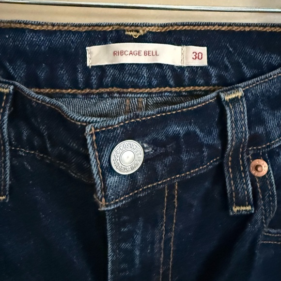 Levi RIBCAGE BELL WOMEN'S JEANS - Picture 3 of 4